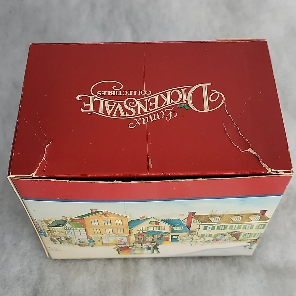 Vintage 1995 Lemax Dickensvale Porcelain Group Carollers Style 53134